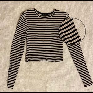 Forever 21 crop top long sleeve shirt